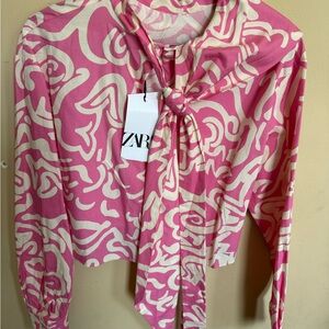 Zara Pink and White Long Sleeve Crop Blouse